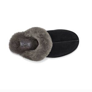 UGG Men Black Scuff Leather Slipper